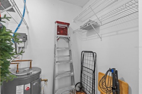 Condo in Dunedin, Florida, 2 bedrooms  № 1742642 - photo 24