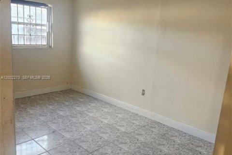 Townhouse in Miami Gardens, Florida 3 bedrooms, 107.02 sq.m. № 2170320 - photo 8