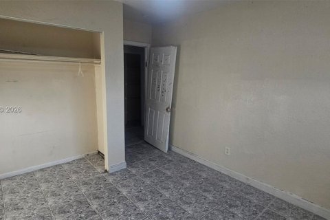 Townhouse in Miami Gardens, Florida 3 bedrooms, 107.02 sq.m. № 2170320 - photo 19