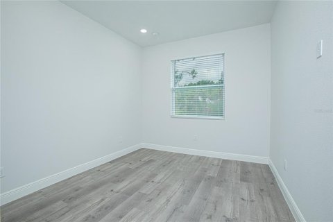 House in Palm Bay, Florida 4 bedrooms, 167.22 sq.m. № 1817872 - photo 26