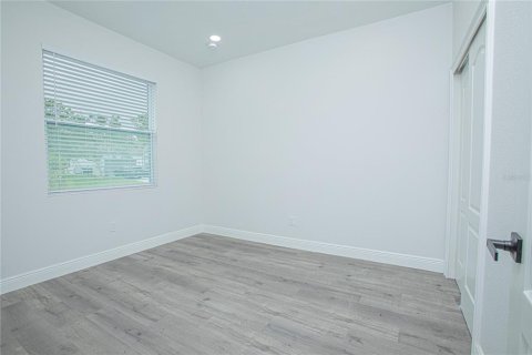 House in Palm Bay, Florida 4 bedrooms, 167.22 sq.m. № 1817872 - photo 25