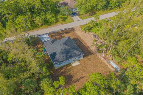 House in Palm Bay, Florida 4 bedrooms, 167.22 sq.m. № 1817872 - photo 7