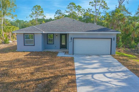 House in Palm Bay, Florida 4 bedrooms, 167.22 sq.m. № 1817872 - photo 1