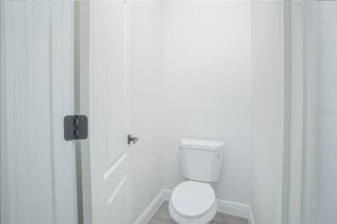 House in Palm Bay, Florida 4 bedrooms, 167.22 sq.m. № 1817872 - photo 22