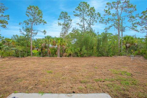 House in Palm Bay, Florida 4 bedrooms, 167.22 sq.m. № 1817872 - photo 30