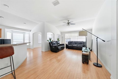 Casa en venta en Brandon, Florida, 3 dormitorios, 173.91 m2 № 2112936 - foto 11