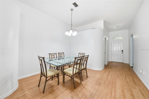 Casa en venta en Brandon, Florida, 3 dormitorios, 173.91 m2 № 2112936 - foto 20