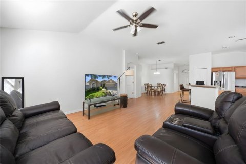 Casa en venta en Brandon, Florida, 3 dormitorios, 173.91 m2 № 2112936 - foto 15