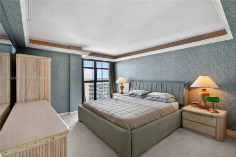 Condominio en venta en Miami Beach, Florida, 2 dormitorios, 121.7 m2 № 2028539 - foto 18