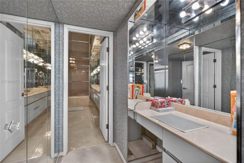 Condominio en venta en Miami Beach, Florida, 2 dormitorios, 121.7 m2 № 2028539 - foto 22