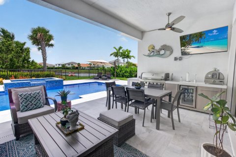 House in Palm Beach Gardens, Florida 4 bedrooms, 306.21 sq.m. № 2260156