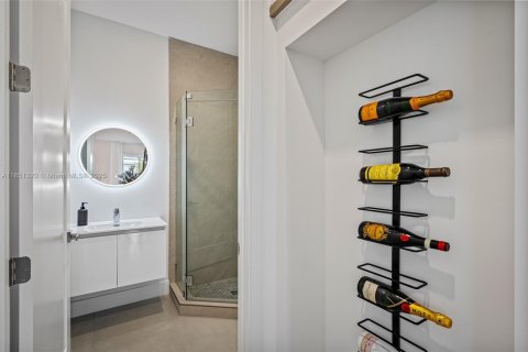 Townhouse in Pompano Beach, Florida 3 bedrooms, 176.7 sq.m. № 1858505 - photo 8