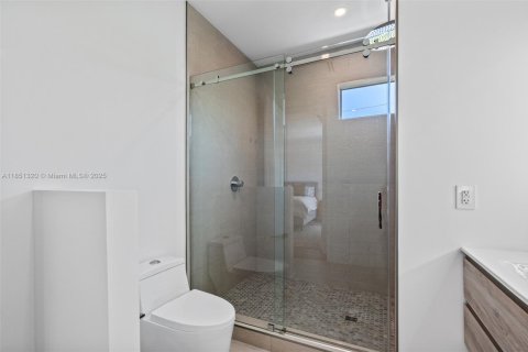 Townhouse in Pompano Beach, Florida 3 bedrooms, 176.7 sq.m. № 1858505 - photo 13
