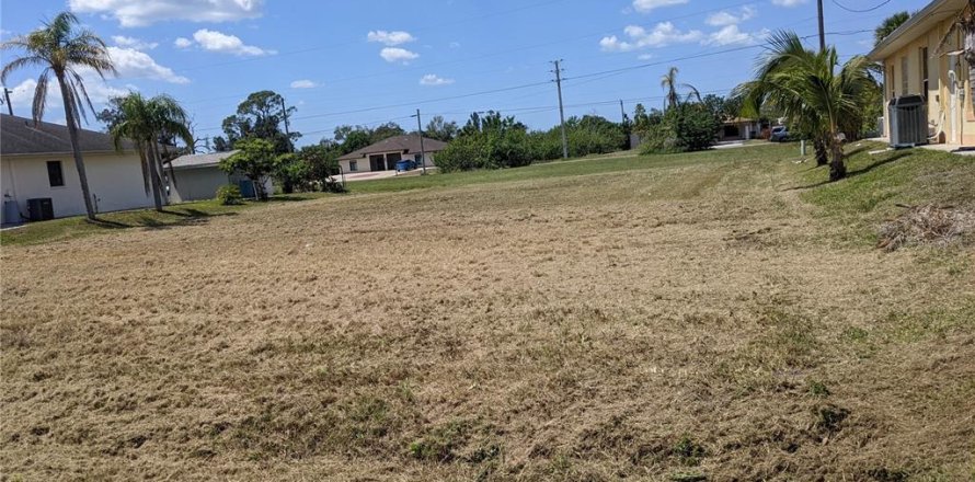 Land in North Port, Florida № 2160188