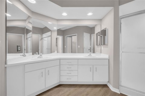 Copropriété à vendre à Largo, Floride: 3 chambres, 132.85 m2 № 2195739 - photo 25