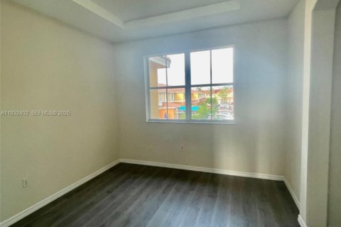 Condominio en alquiler en Homestead, Florida, 3 dormitorios, 143.07 m2 № 1990702 - foto 16