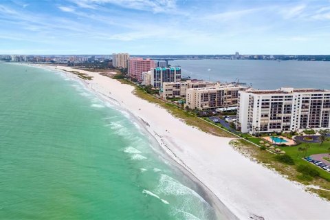 Condominio en alquiler en Clearwater, Florida, 2 dormitorios, 120.59 m2 № 1812796 - foto 30