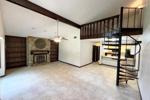 Villa ou maison à louer à Gainesville, Floride: 3 chambres, 145.3 m2 № 1832971 - photo 3