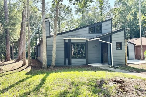 Villa ou maison à louer à Gainesville, Floride: 3 chambres, 145.3 m2 № 1832971 - photo 1