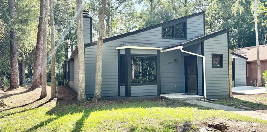 Villa ou maison à Gainesville, Floride 3 chambres, 145.3 m2 № 1832971