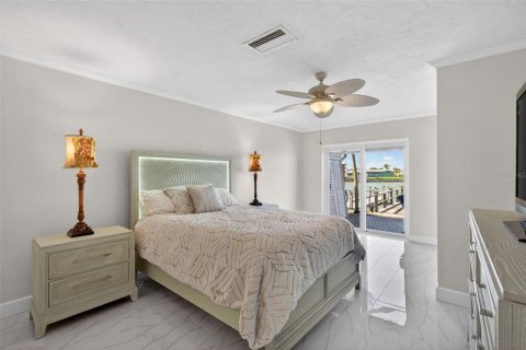 Villa ou maison à vendre à Saint Petersburg, Floride: 2 chambres, 130.06 m2 № 2401127 - photo 16