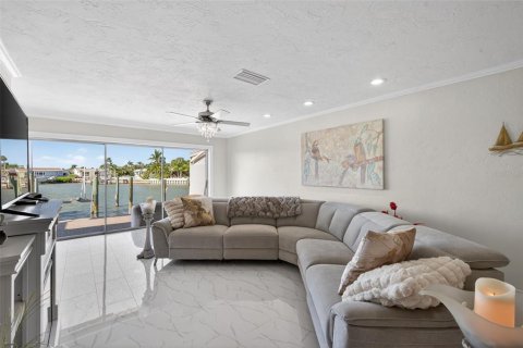 Villa ou maison à vendre à Saint Petersburg, Floride: 2 chambres, 130.06 m2 № 2401127 - photo 13