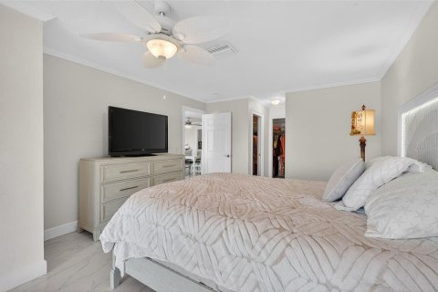 Villa ou maison à vendre à Saint Petersburg, Floride: 2 chambres, 130.06 m2 № 2401127 - photo 19