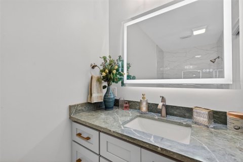 Villa ou maison à vendre à Saint Petersburg, Floride: 2 chambres, 130.06 m2 № 2401127 - photo 23