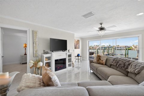 Villa ou maison à vendre à Saint Petersburg, Floride: 2 chambres, 130.06 m2 № 2401127 - photo 15