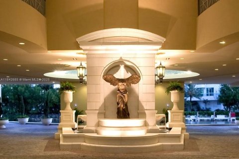 Condo in Sunny Isles Beach, Florida, 3 bedrooms  № 1836416 - photo 16