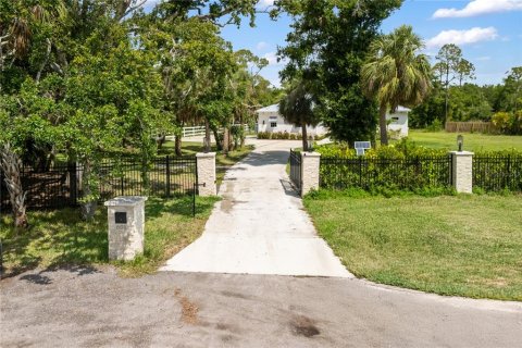 Villa ou maison à vendre à Nokomis, Floride: 3 chambres, 248.79 m2 № 1776661 - photo 2