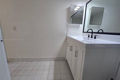 Condominio en alquiler en Davie, Florida, 3 dormitorios, 122.07 m2 № 2009328 - foto 11