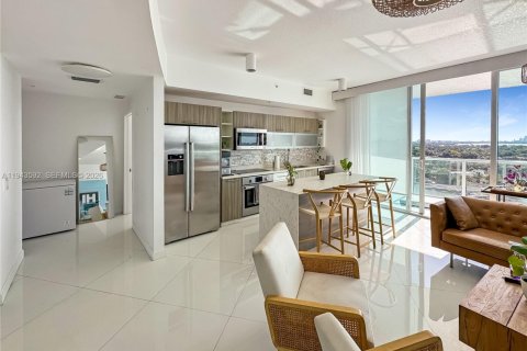 Condominio en venta en Miami Beach, Florida, 3 dormitorios, 121.14 m2 № 2000713 - foto 13