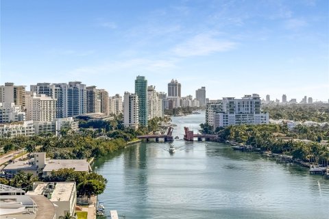 Condominio en venta en Miami Beach, Florida, 3 dormitorios, 121.14 m2 № 2000713 - foto 6