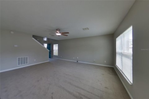House in Winter Garden, Florida 4 bedrooms, 149.2 sq.m. № 2220093 - photo 3