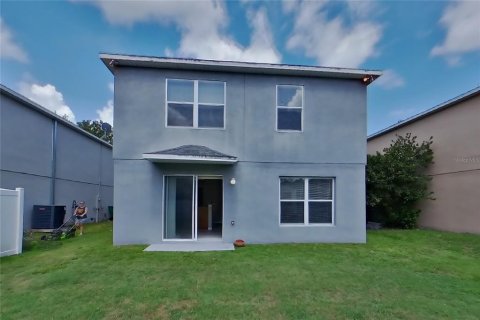 House in Winter Garden, Florida 4 bedrooms, 149.2 sq.m. № 2220093 - photo 15