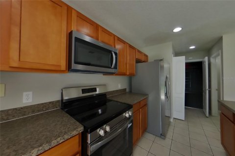 House in Winter Garden, Florida 4 bedrooms, 149.2 sq.m. № 2220093 - photo 4
