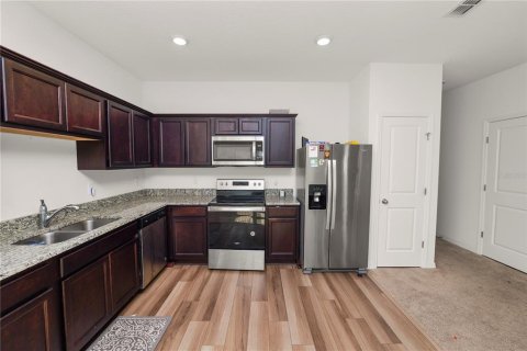Adosado en venta en Davenport, Florida, 3 dormitorios, 137.5 m2 № 2097309 - foto 9