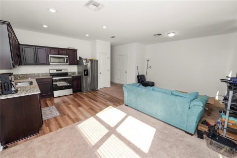 Adosado en venta en Davenport, Florida, 3 dormitorios, 137.5 m2 № 2097309 - foto 12