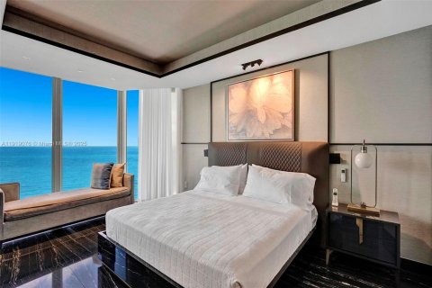 Condo in Sunny Isles Beach, Florida, 3 bedrooms № 1974295 - photo 3