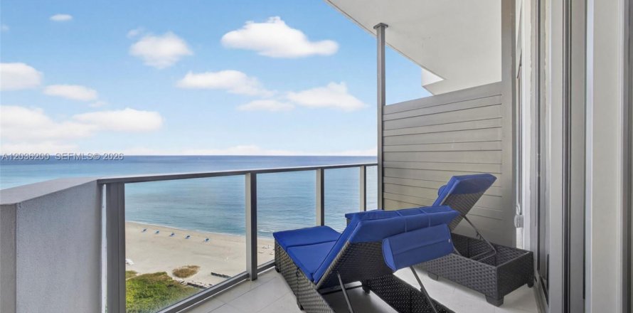 Condo à Riviera Beach, Floride, 2 chambres  № 2326740