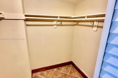 Снять в аренду кондоминиум в Норт-Майами-Бич, Флорида 1 спальня, 73.58м2, № 2003460 - фото 14