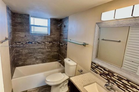 Снять в аренду кондоминиум в Норт-Майами-Бич, Флорида 1 спальня, 73.58м2, № 2003460 - фото 12