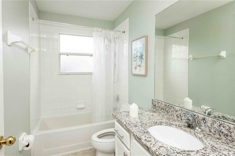 Casa en venta en Kissimmee, Florida, 8 dormitorios, 263.29 m2 № 1826960 - foto 25