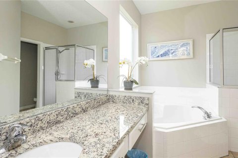 Casa en venta en Kissimmee, Florida, 8 dormitorios, 263.29 m2 № 1826960 - foto 10