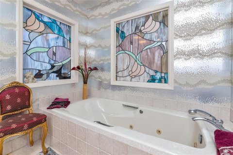 Villa ou maison à louer à Sarasota, Floride: 4 chambres, 280.84 m2 № 2406444 - photo 19