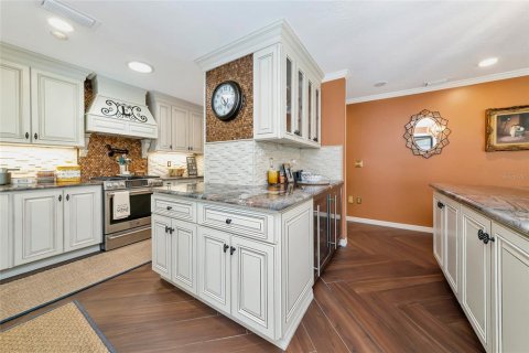 Villa ou maison à louer à Sarasota, Floride: 4 chambres, 280.84 m2 № 2406444 - photo 10