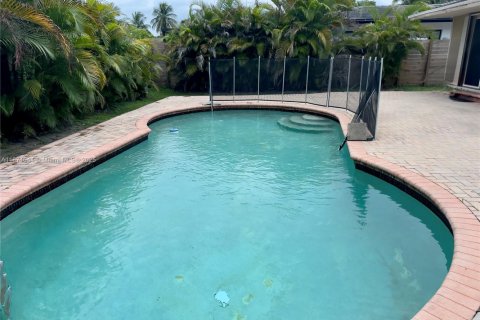 Купить виллу или дом в Майами, Флорида 4 спальни, 199.55м2, № 1980213 - фото 4