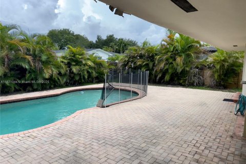 Купить виллу или дом в Майами, Флорида 4 спальни, 199.55м2, № 1980213 - фото 5
