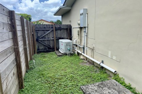 Купить виллу или дом в Майами, Флорида 4 спальни, 199.55м2, № 1980213 - фото 8